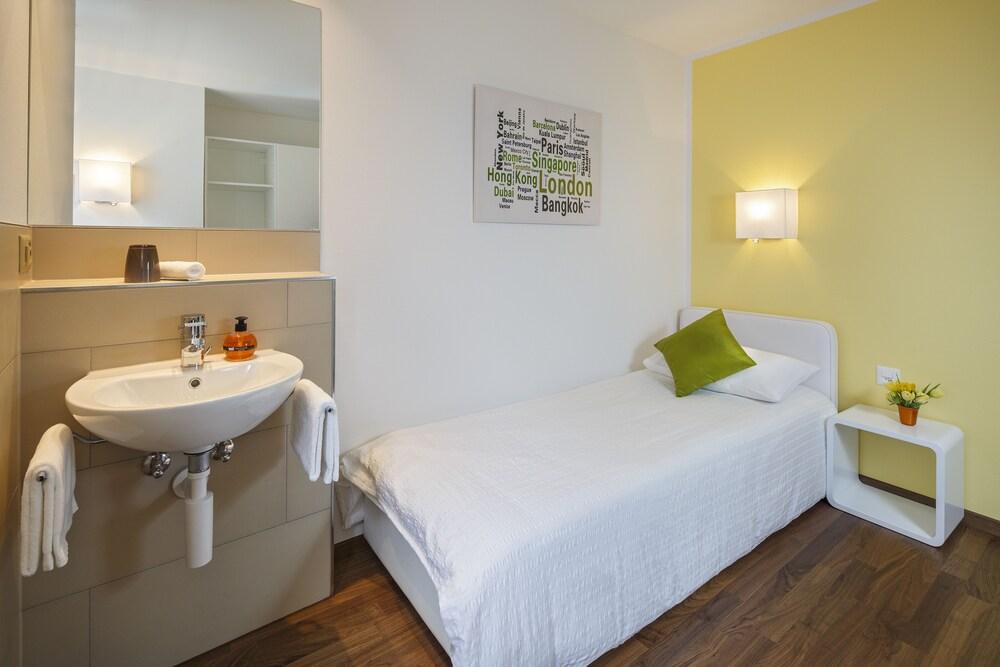 Aparthotel Familie Hugenschmidt Zürich Exterior foto